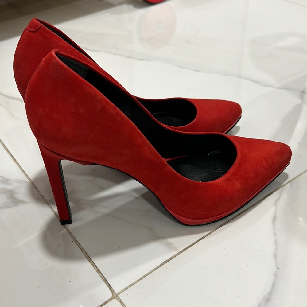 Brand new Aldo high heels size 6